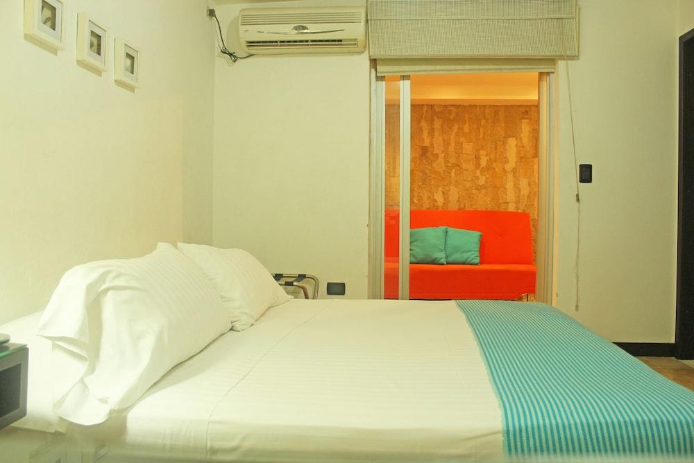 Hotel Santorini Express Y Santa Marta (Magdalena)
